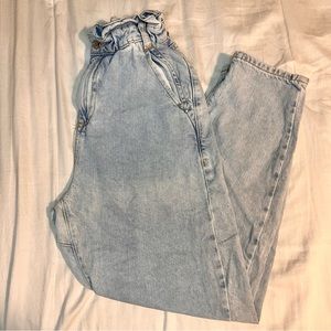 ZARA MOM FIT JEANS ANKLE LENGTH